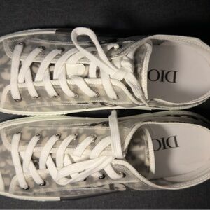 Dior Kids Sneakers in White and Gray